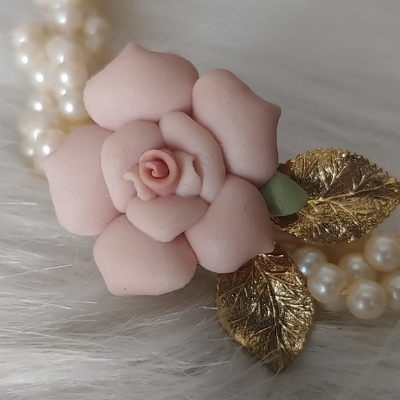 Vintage handmade clay Rose necklace and post earri - Picture 2 of 3